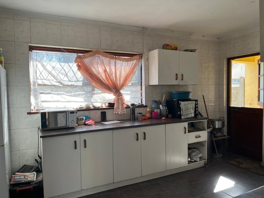  Bedroom Property for Sale in Cravenby Western Cape